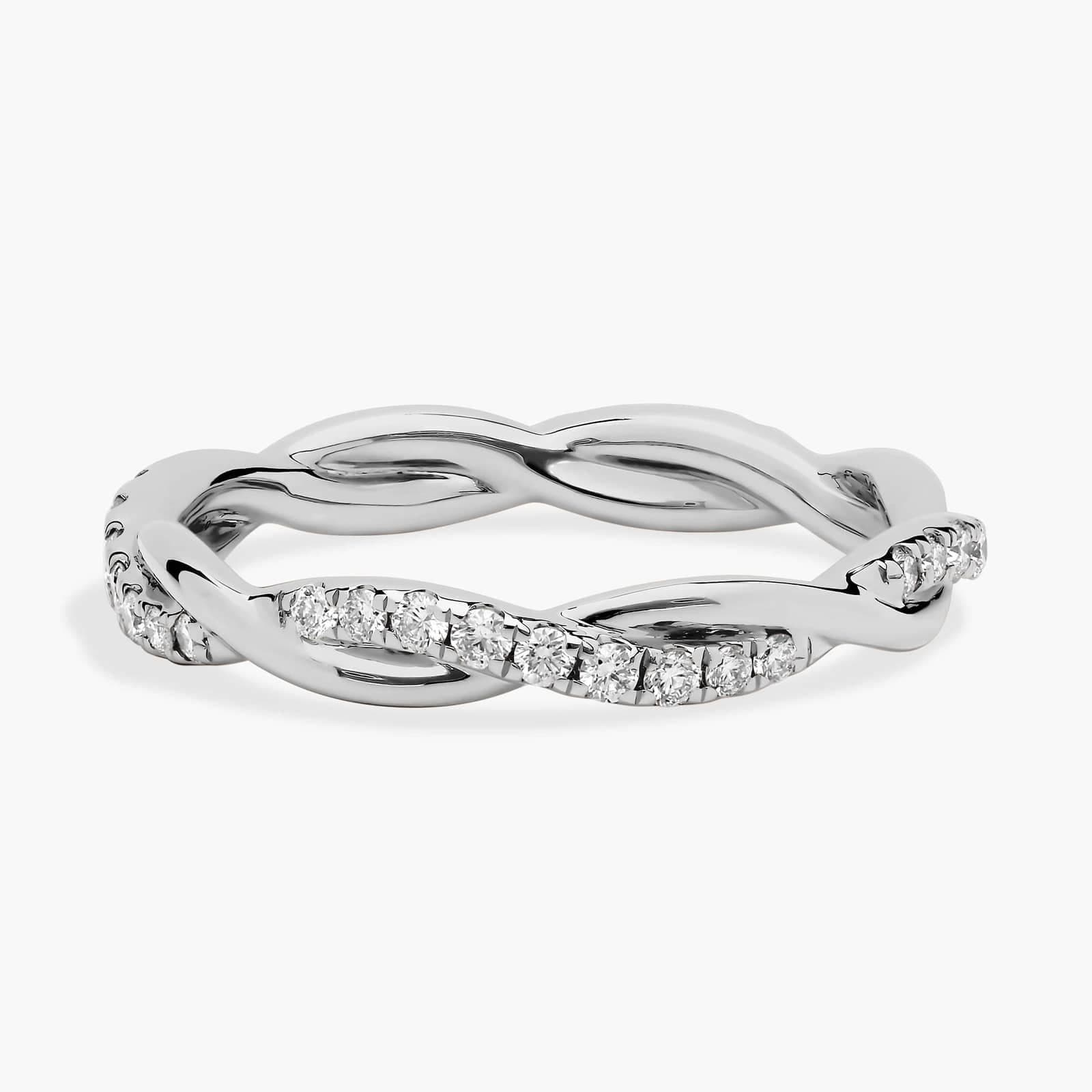 The Harmony Twist Diamond Band